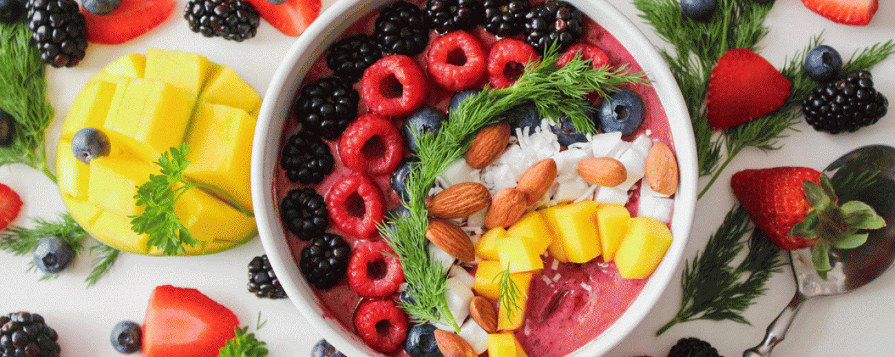 Frutas, verduras y hortalizas están en la cima de los alimentos más saludables para la persona. Foto: Pexels