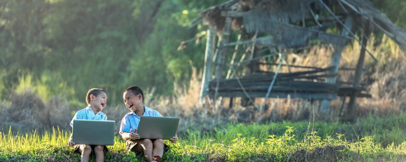 Foto referencial: Los niños enfrentan el riesgo de ciberacoso a la hora de conectarse al internet. Pixabay