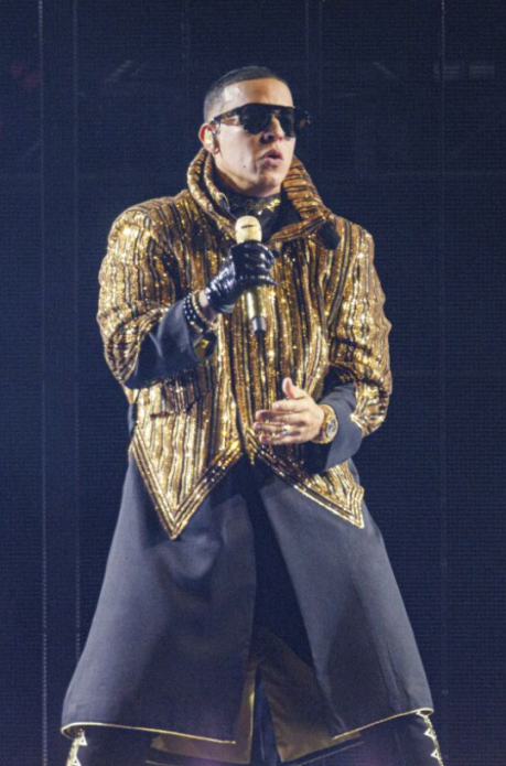 Daddy Yankee recibió el Premio Leyenda de la Herencia Hispana. Foto tomada de Los Angeles Times