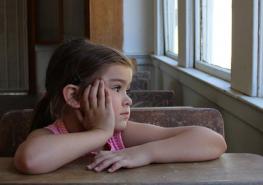 Los niños sienten más el malestar que provoca el aislamiento.