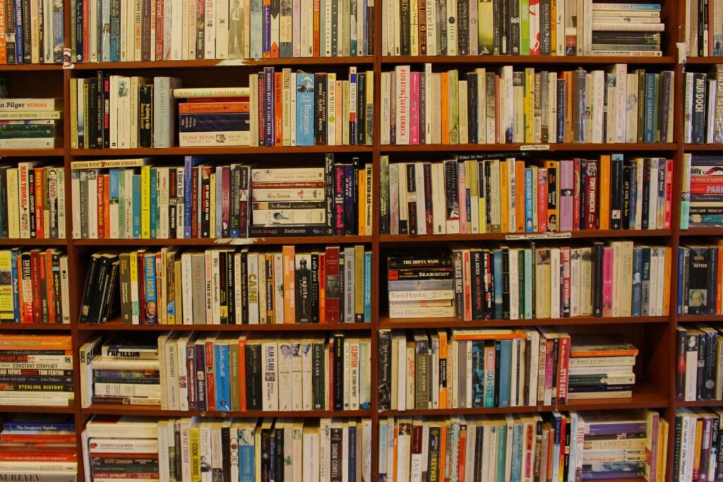 “Los Cuartos Vacíos”: El eco literario de Beatriz Espinoza en la cultura contemporánea Beatriz Espinoza